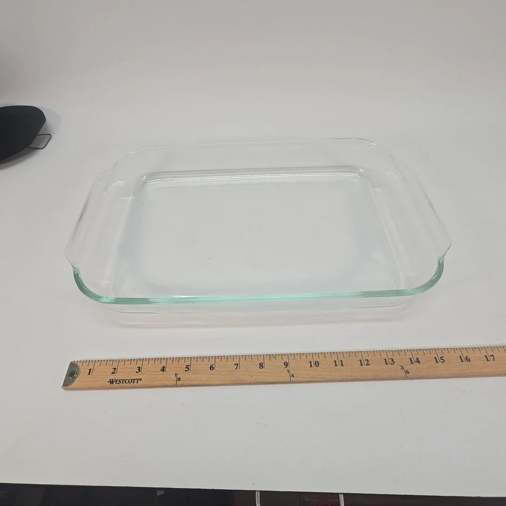 PYREX  Vintage 234-R 4QT -4L 15 X 10 X 2 BAKING DISH CASSEROLE